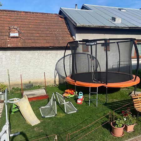 Privat Tilia Ivachnová Exterior foto